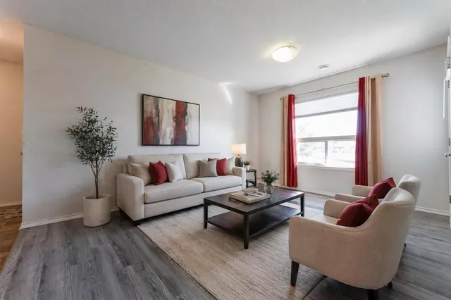 8 Bayside Pl #107, Strathmore 5