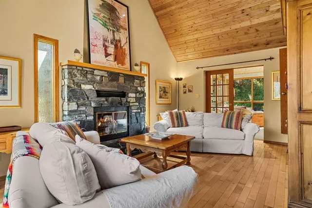 204 Grassi Pl, Canmore 4