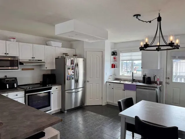 106 Atkinson Lane, Fort McMurray 2