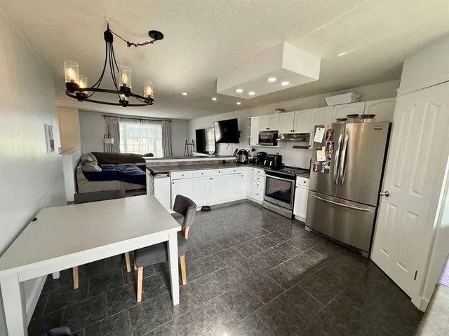 106 Atkinson Lane, Fort McMurray 4