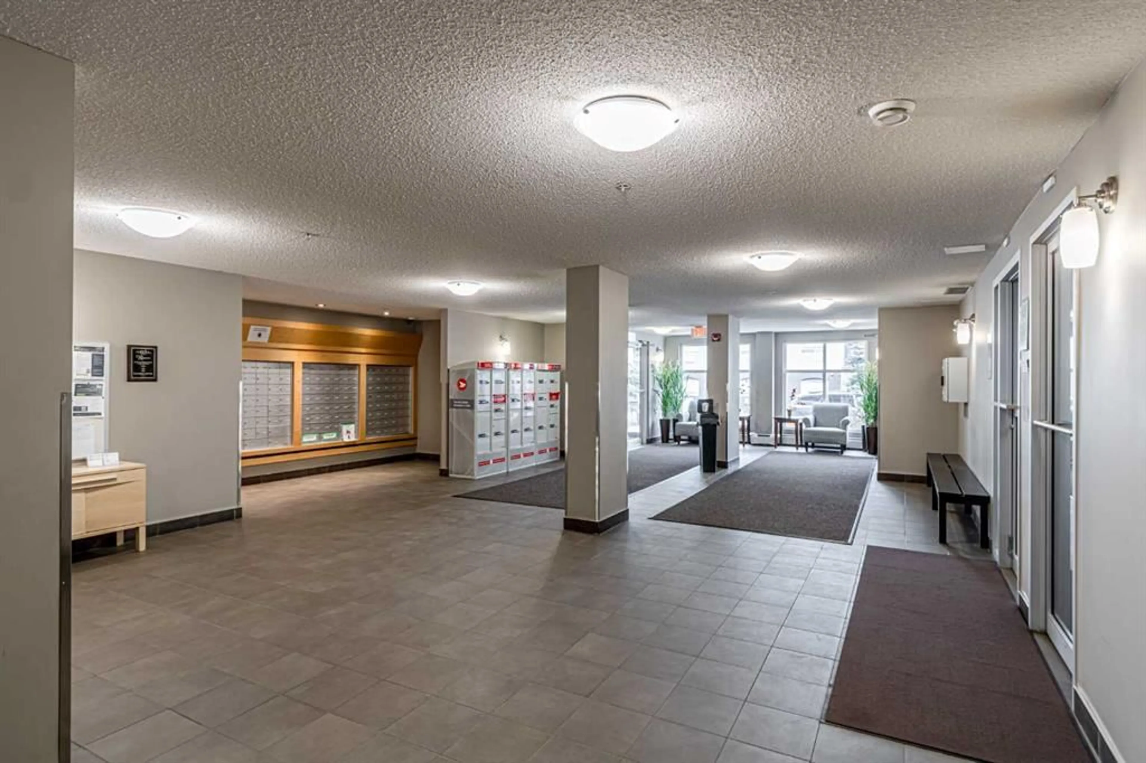 pillar/IMG-A2304180_3.jpg