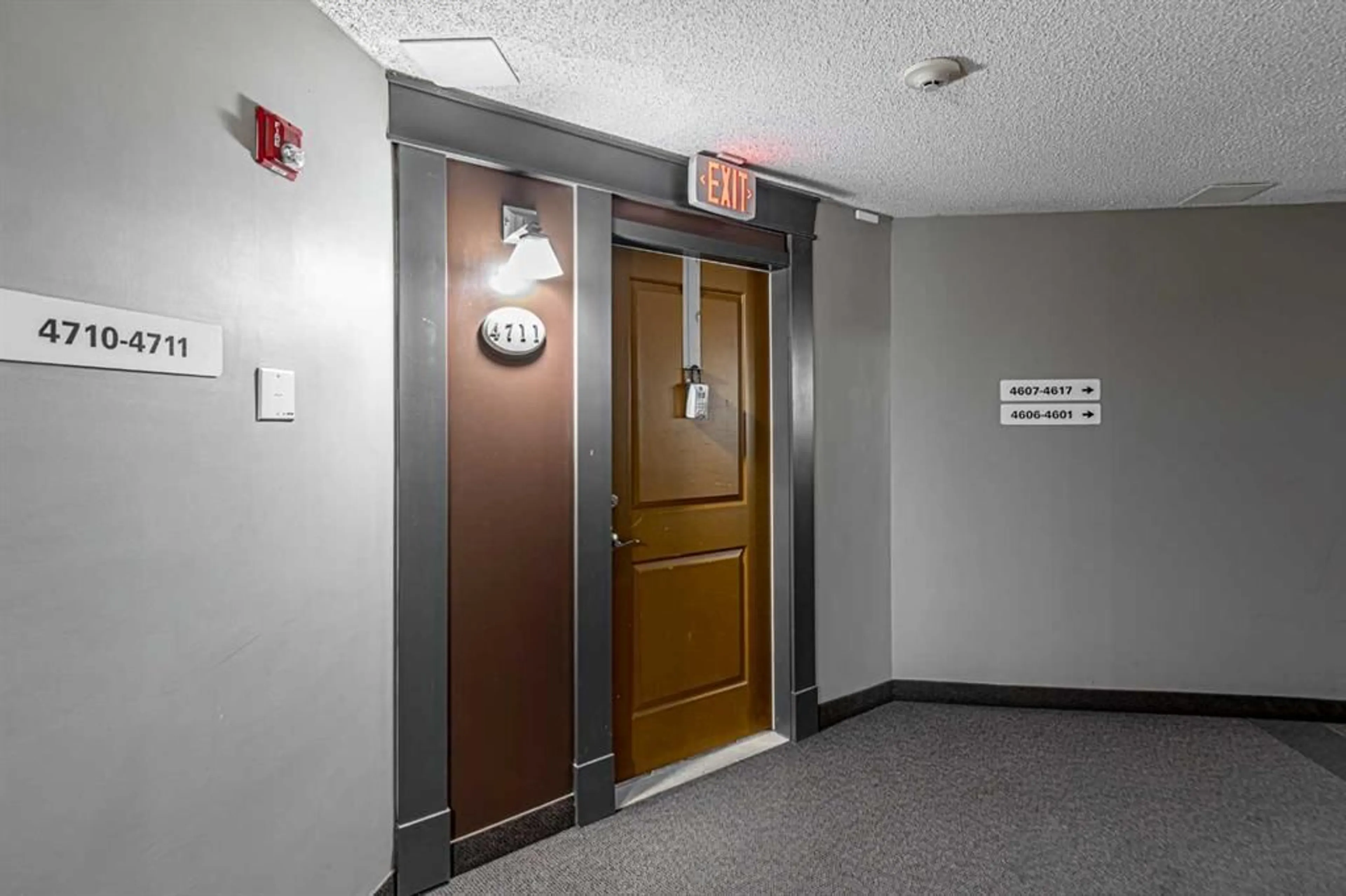 pillar/IMG-A2304180_4.jpg