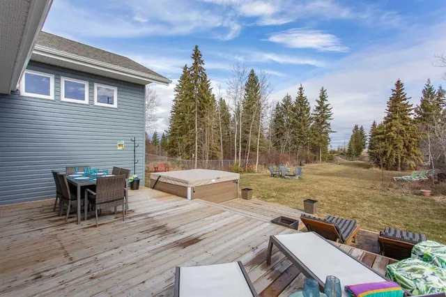 85 Lakeview Ave, Gull Lake 3