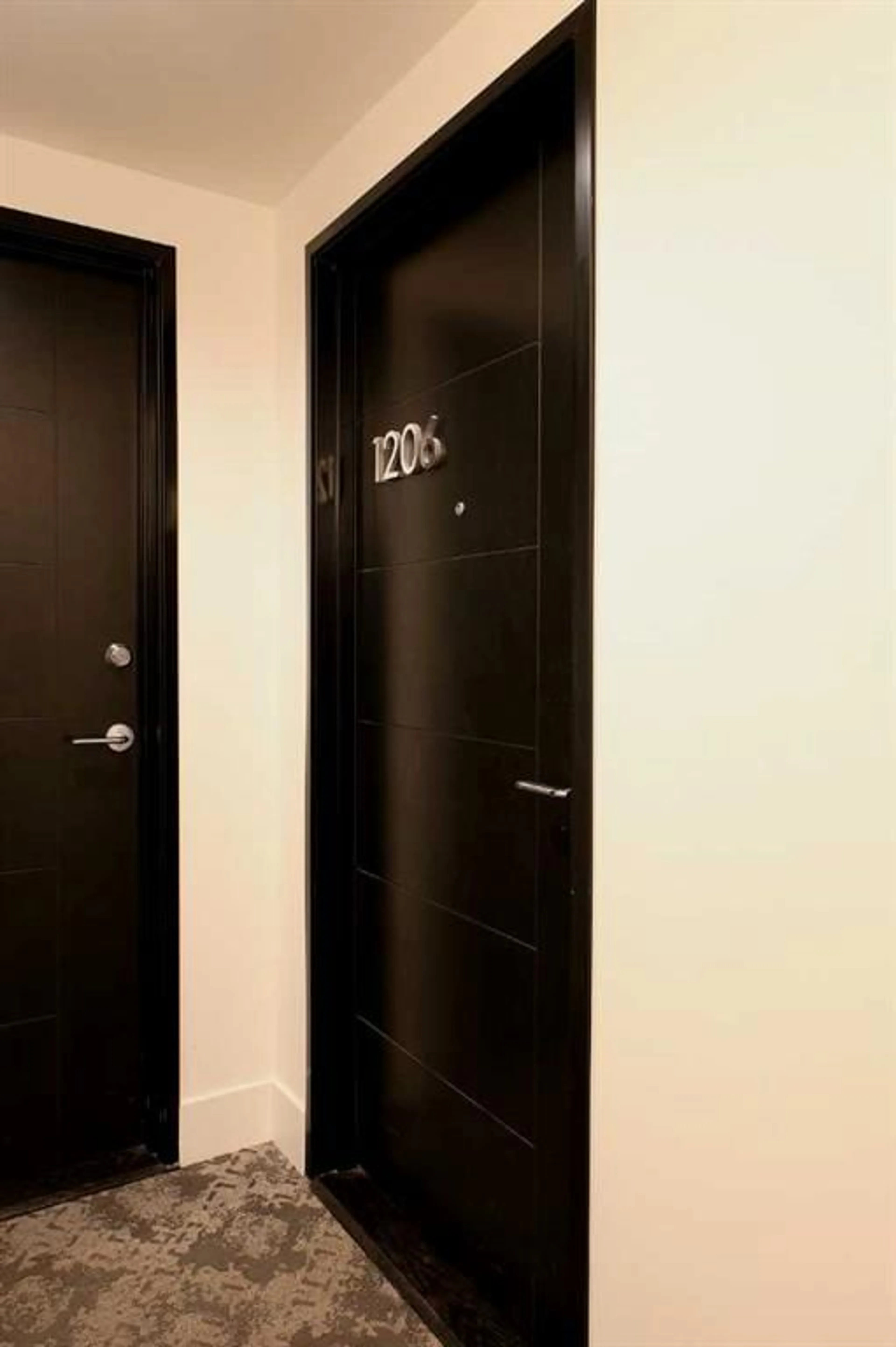 pillar/IMG-A2304424_5.jpg
