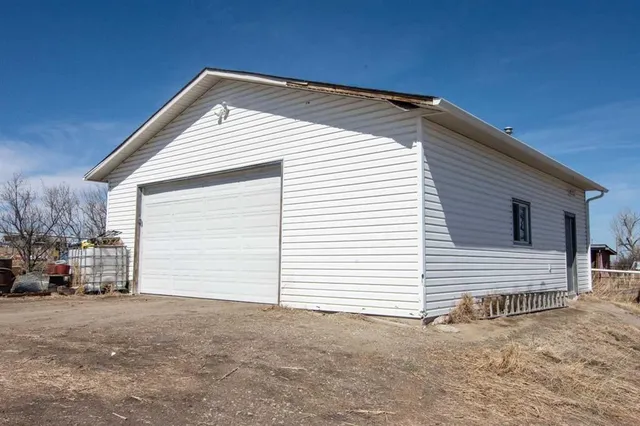 225004 222 TWP RD, Rural Wheatland County 4