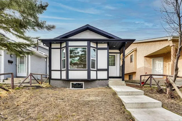 51 Taraglen Rd, Calgary 2