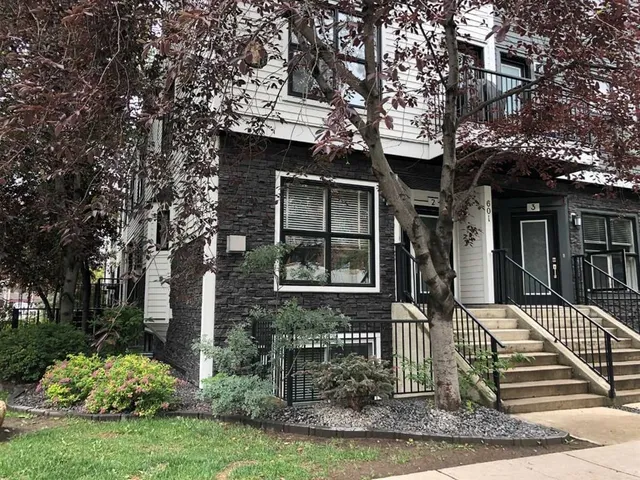 601 15 Ave #1, Calgary 3