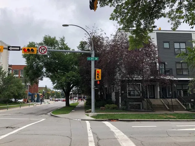 601 15 Ave #1, Calgary 5