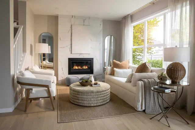 547 Mercado Ave, Calgary 3