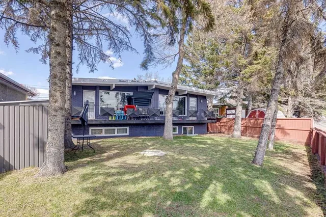 4210 Richmond Rd, Calgary 2