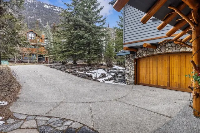 109 Silvertip Ridge, Canmore 4