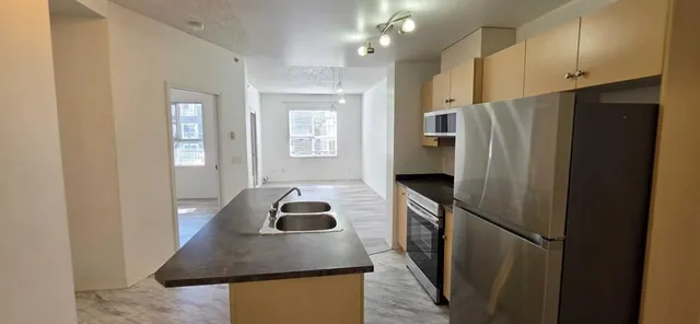 73 Erin Woods Crt #1206, Calgary 5
