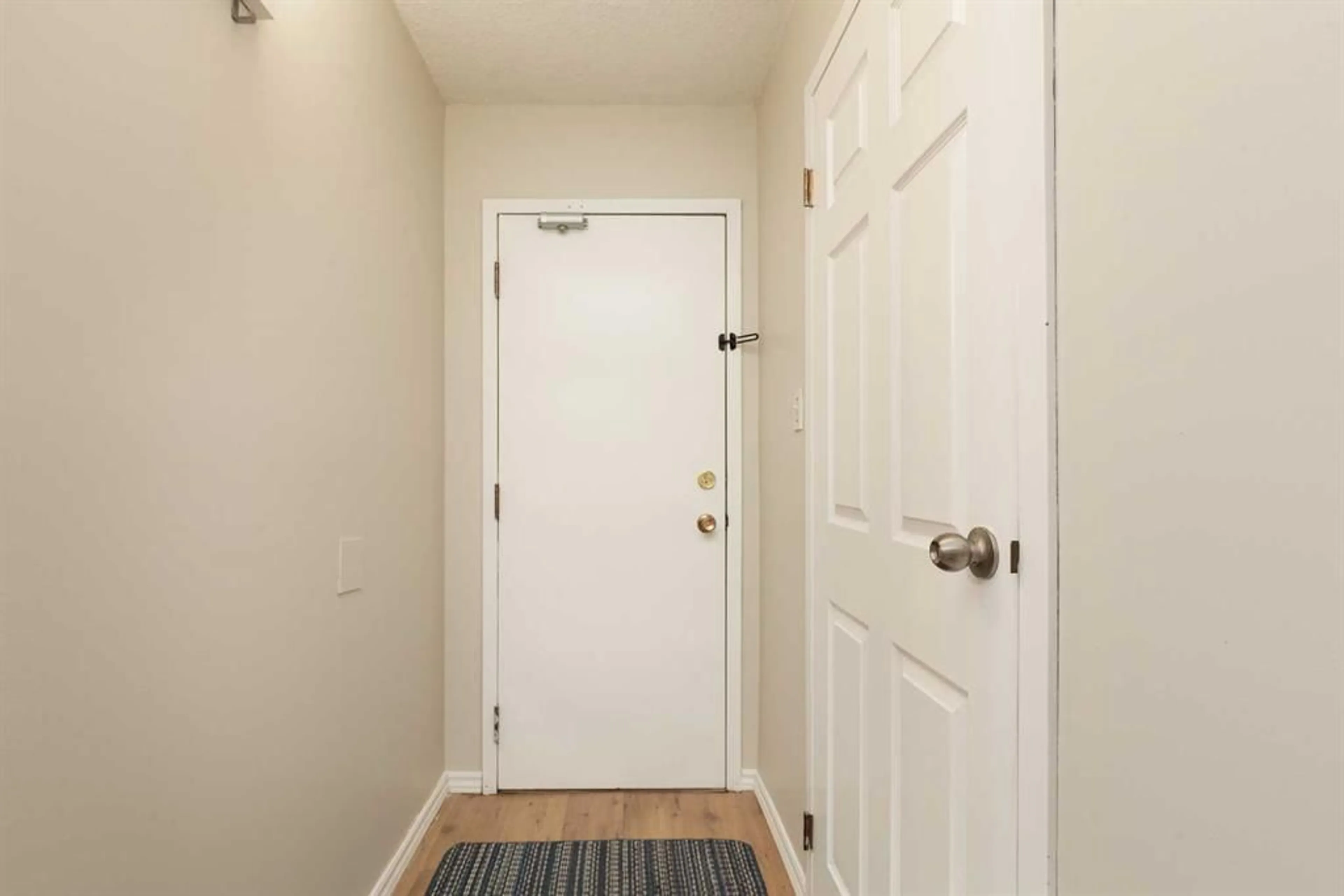 pillar/IMG-A2307011_4.jpg