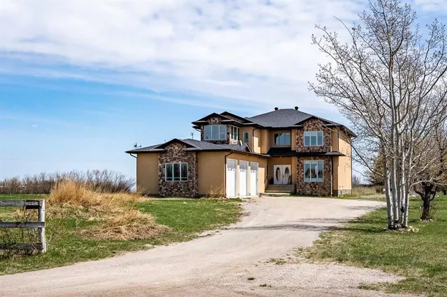 280135 Township Road 242, Chestermere 2