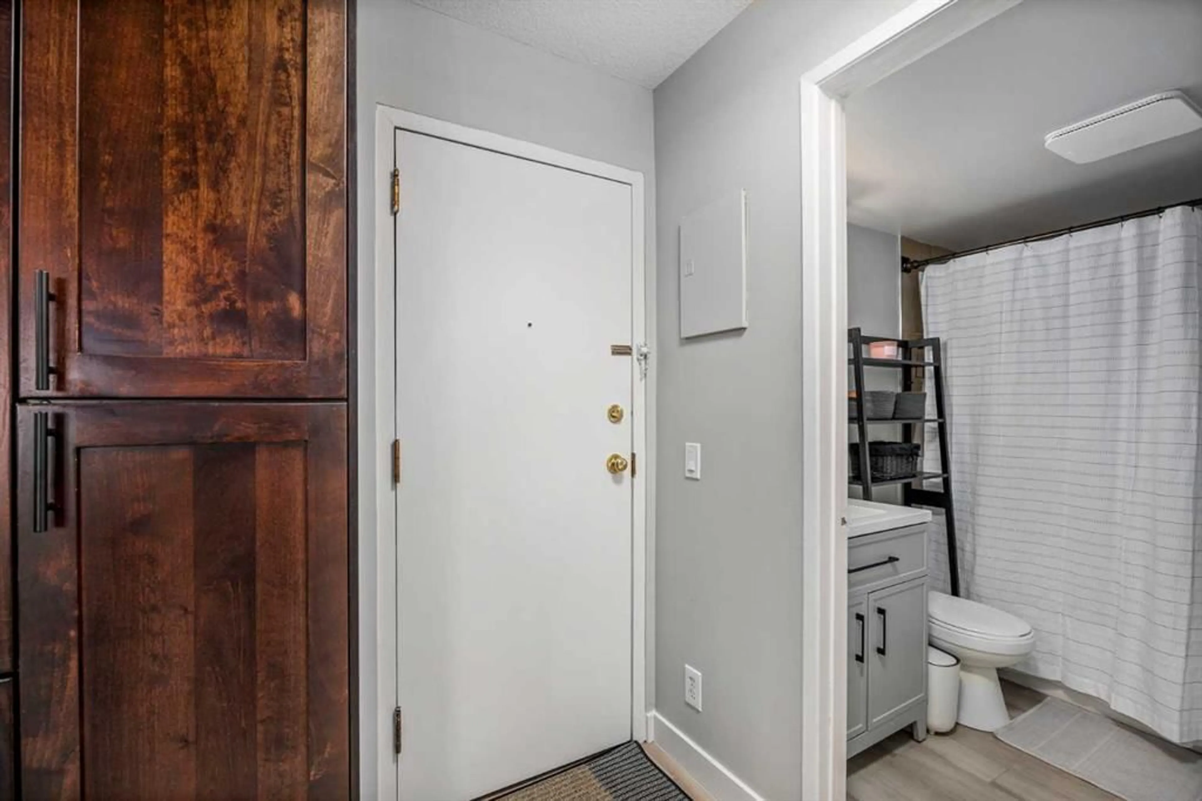 pillar/IMG-A2307450_4.jpg