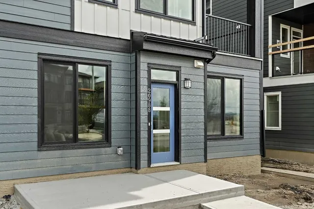 255 Rowmont Blvd #301, Calgary 3
