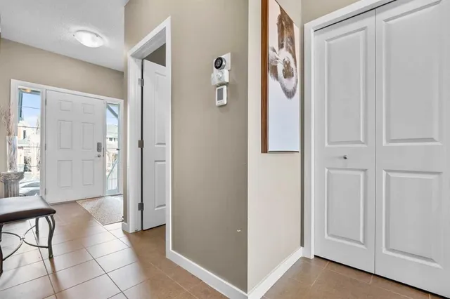 534 River Heights Cres, Cochrane 4