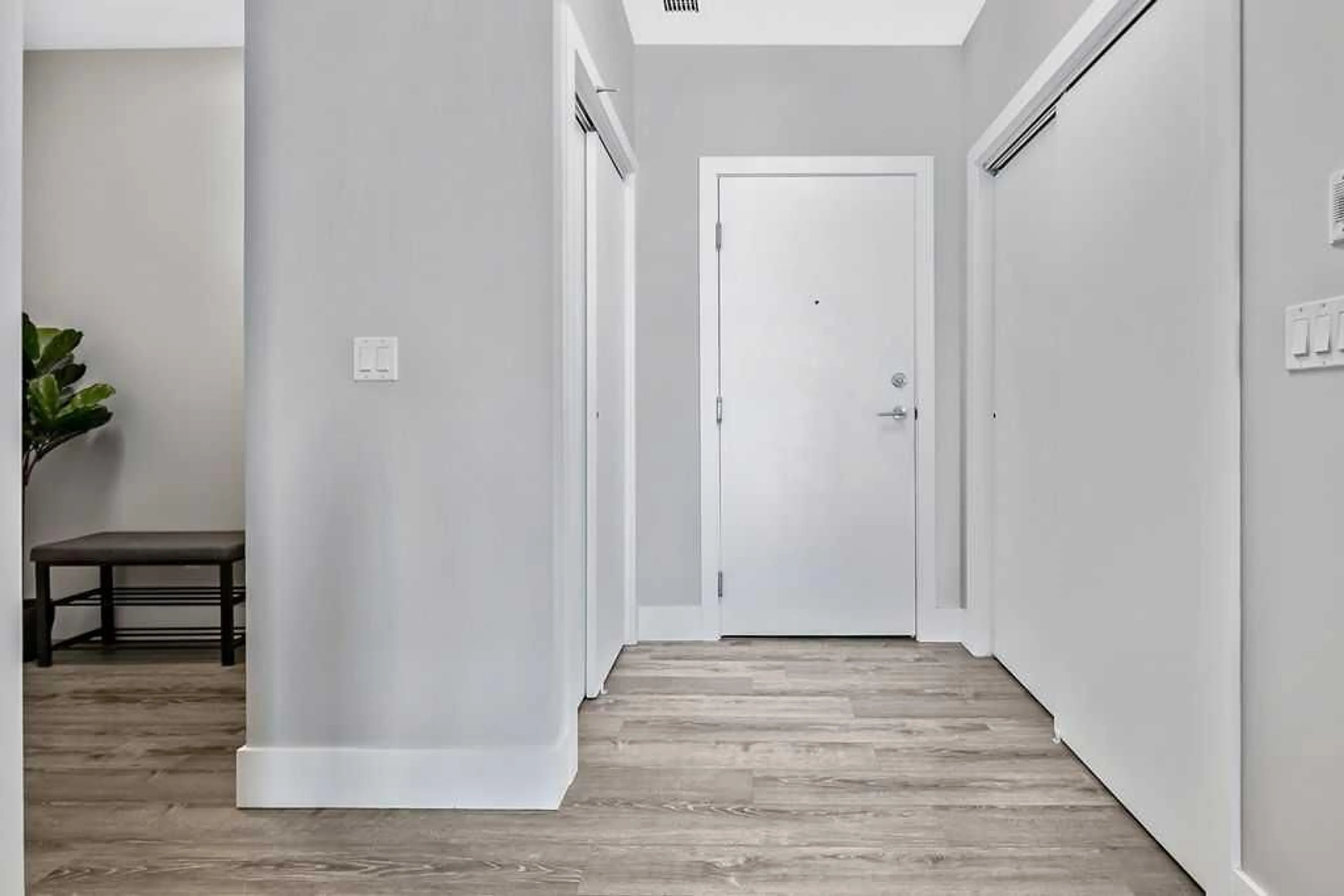 pillar/IMG-A2308893_5.jpg