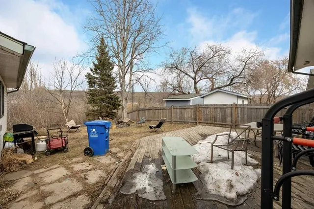 112 Hill Dr, Fort McMurray 5