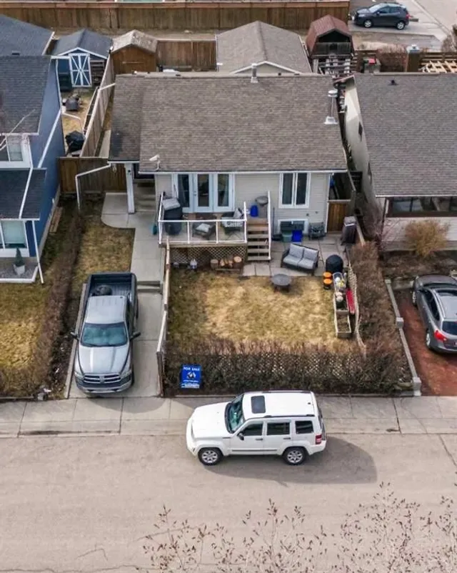 95 Summerwood Rd, Airdrie 2