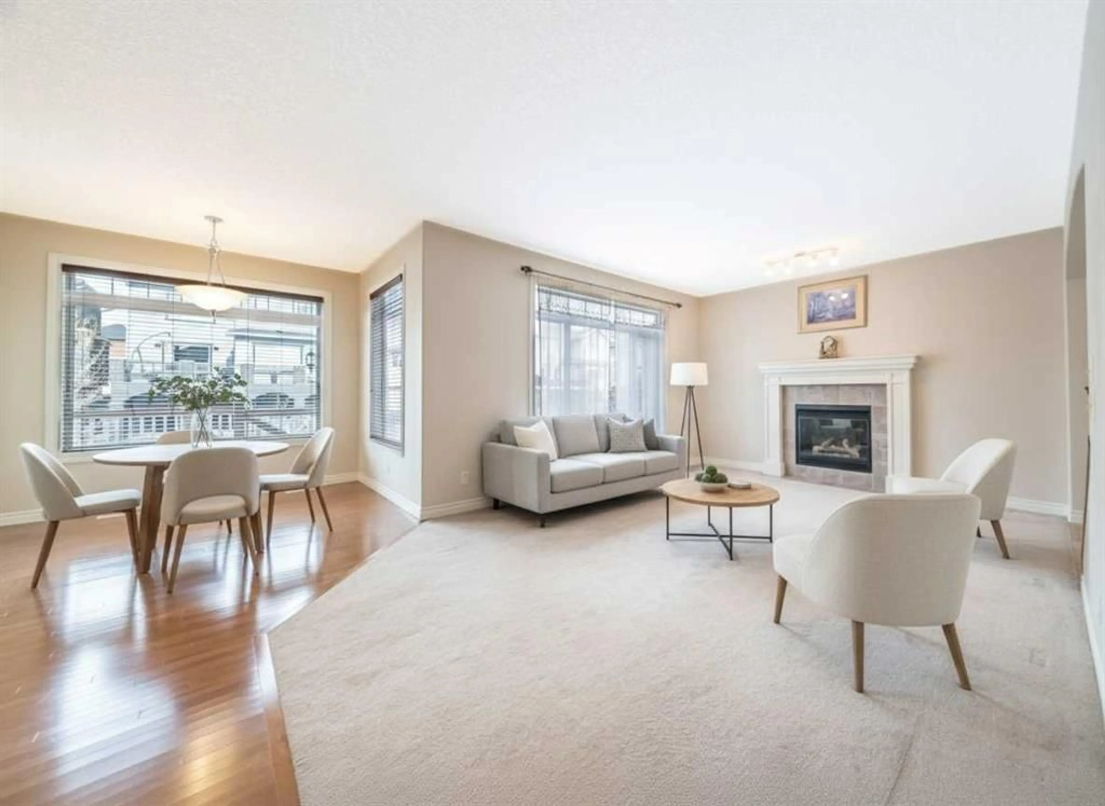 pillar/IMG-A2309961_4.jpg