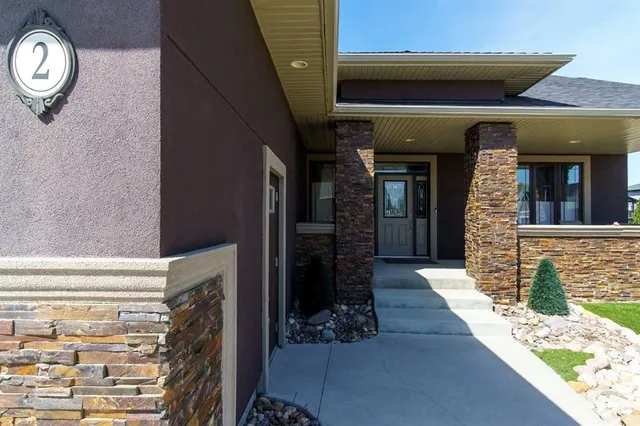 2 Harrison Green, Olds 4