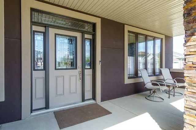 2 Harrison Green, Olds 5