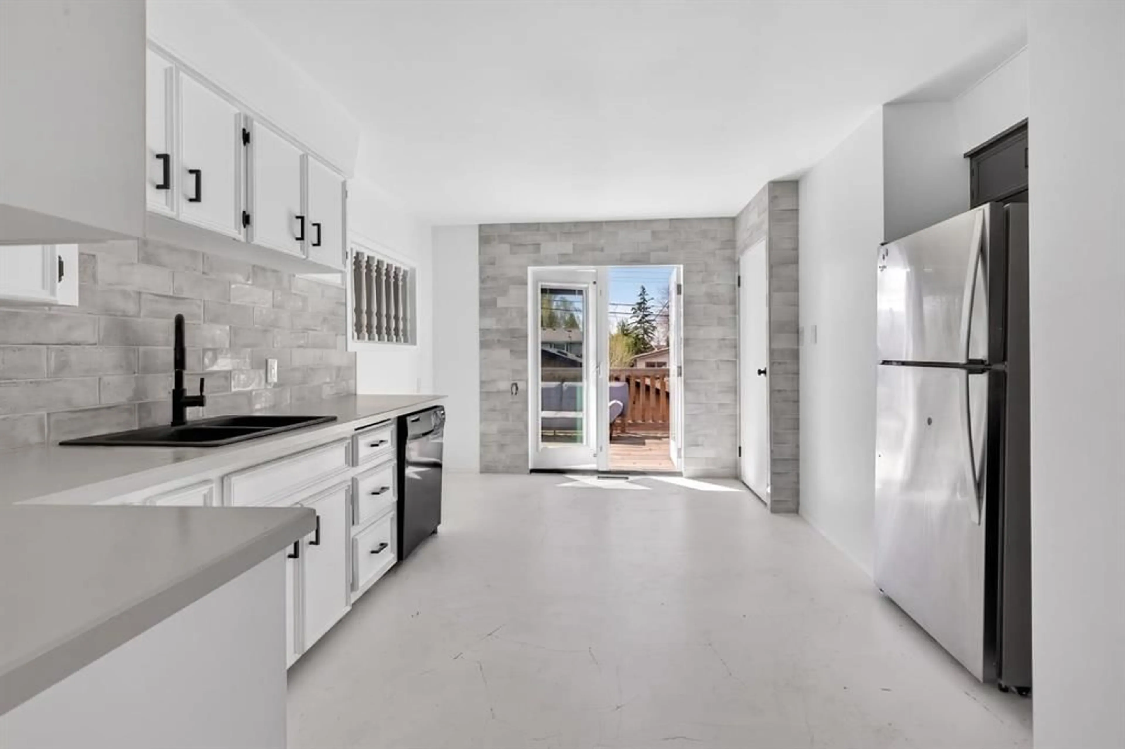 pillar/IMG-A2310141_5.jpg