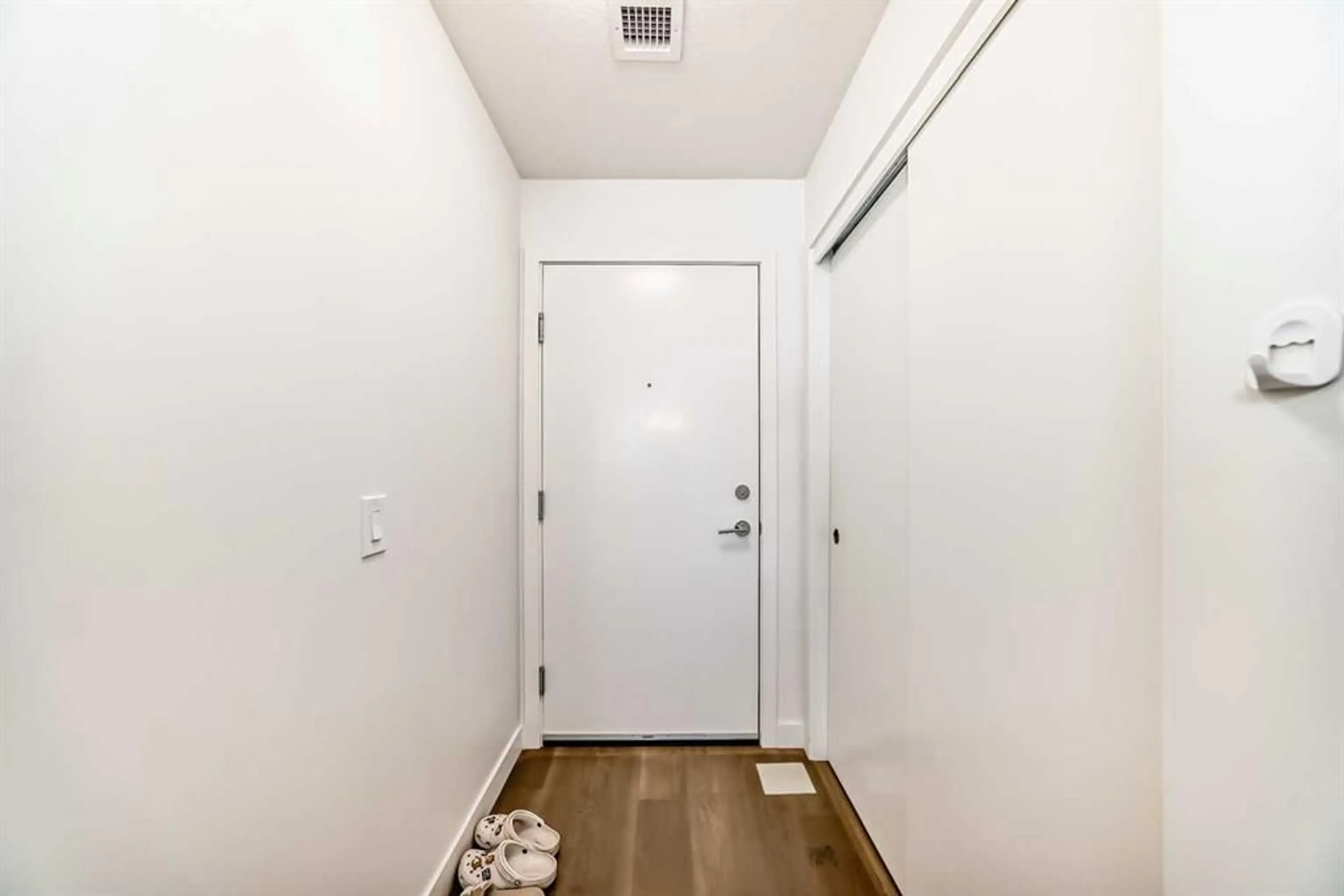 pillar/IMG-A2310489_5.jpg
