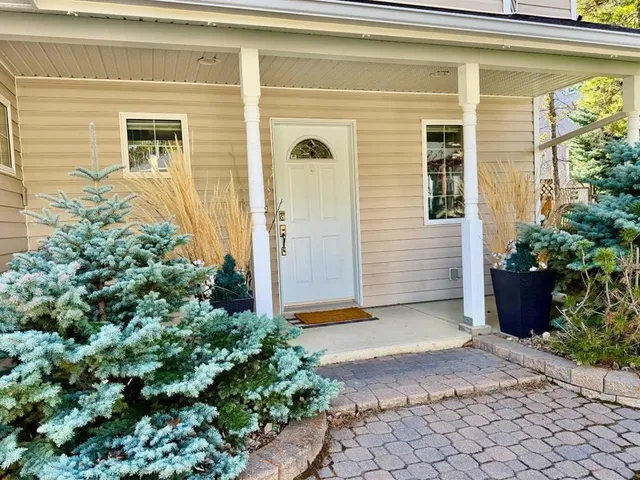 1726 113 St, Blairmore 2