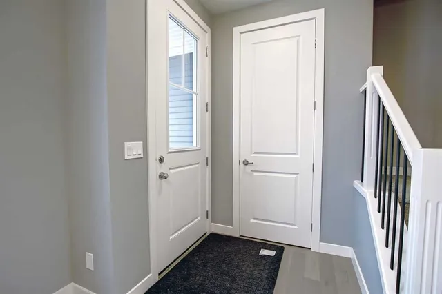 2089 Cobblespring Ave, Airdrie 4