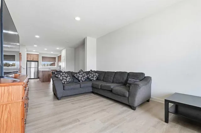 1612 Rangeview Dr, Calgary 3