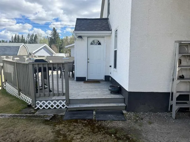 4820 17 Avenue, Edson 5