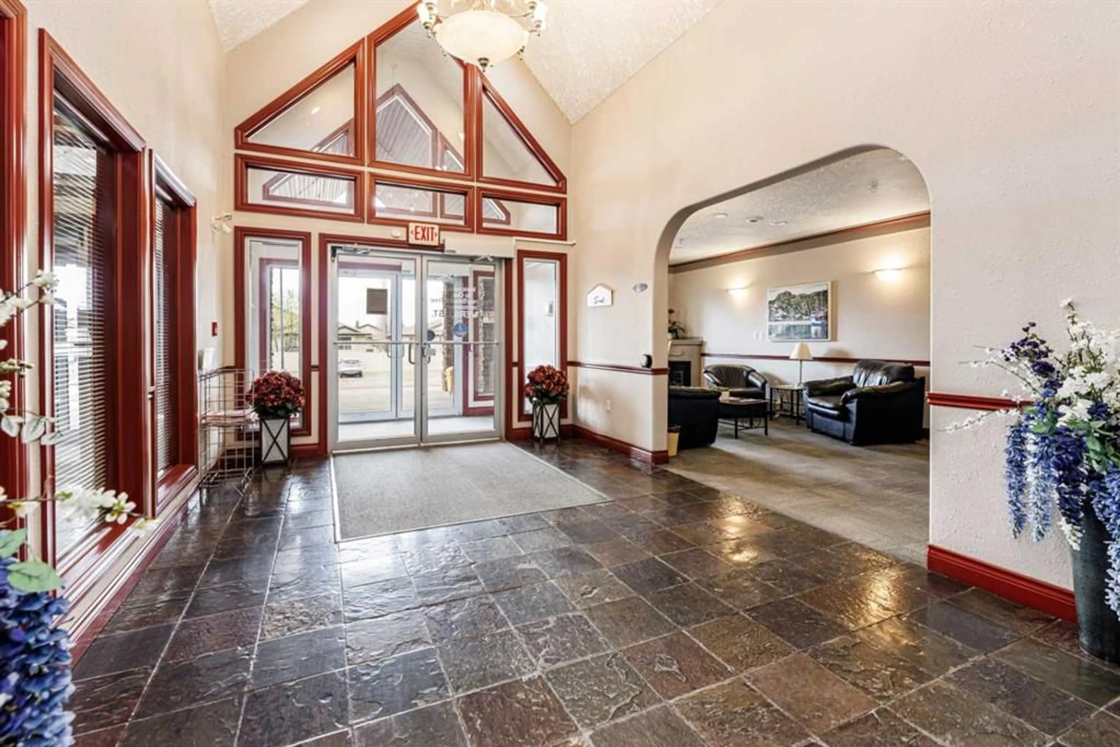 pillar/IMG-A2311464_4.jpg