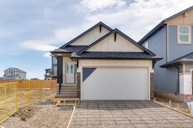 73 Southborough Sq, Cochrane 2