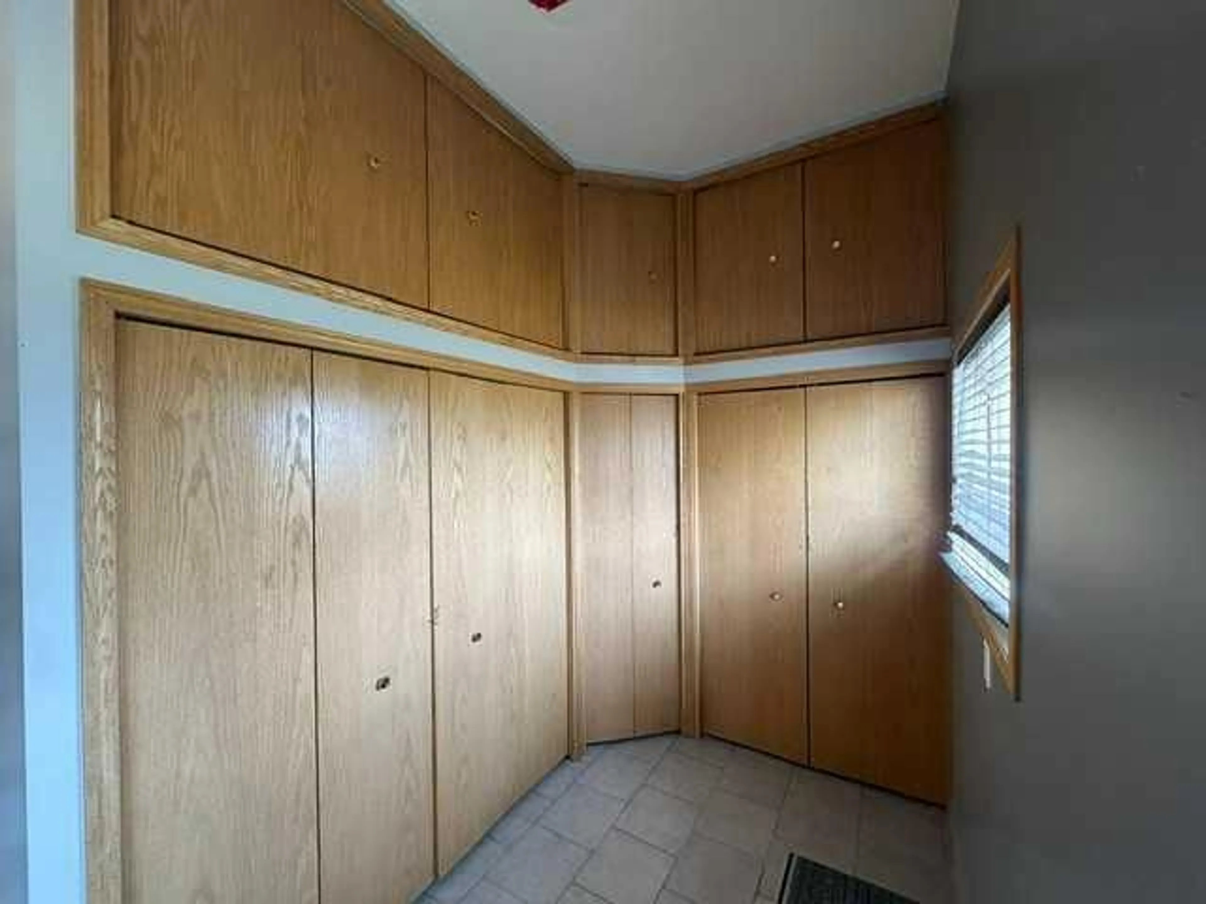 pillar/IMG-A2311961_3.jpg