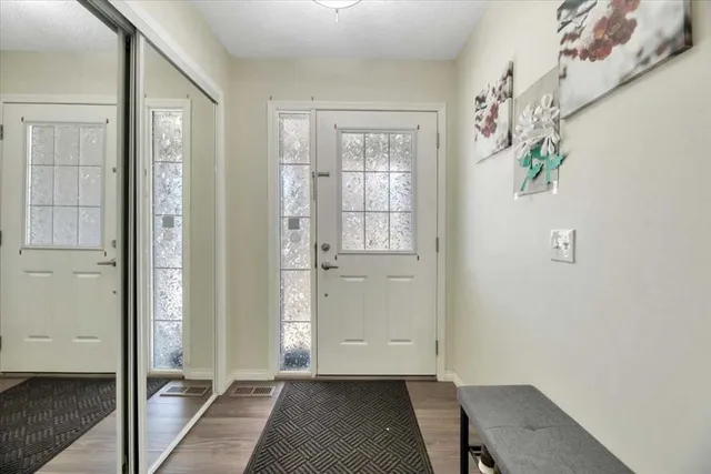 145 Viewpointe Terr, Chestermere 3