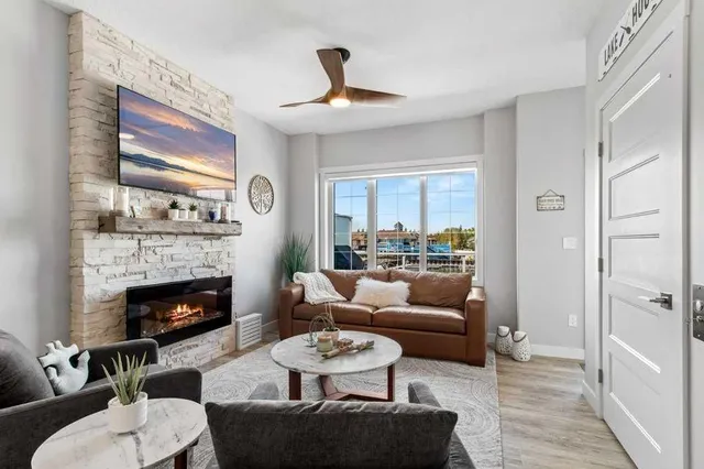 5210 Lakeshore Dr #113, Sylvan Lake 5