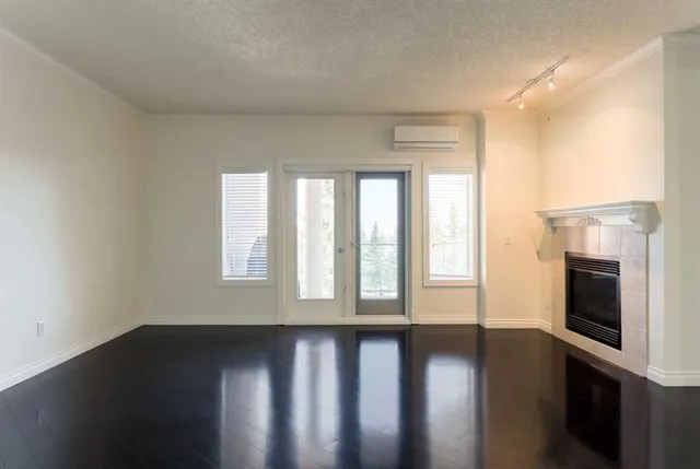 200 Patina Crt #205, Calgary 3