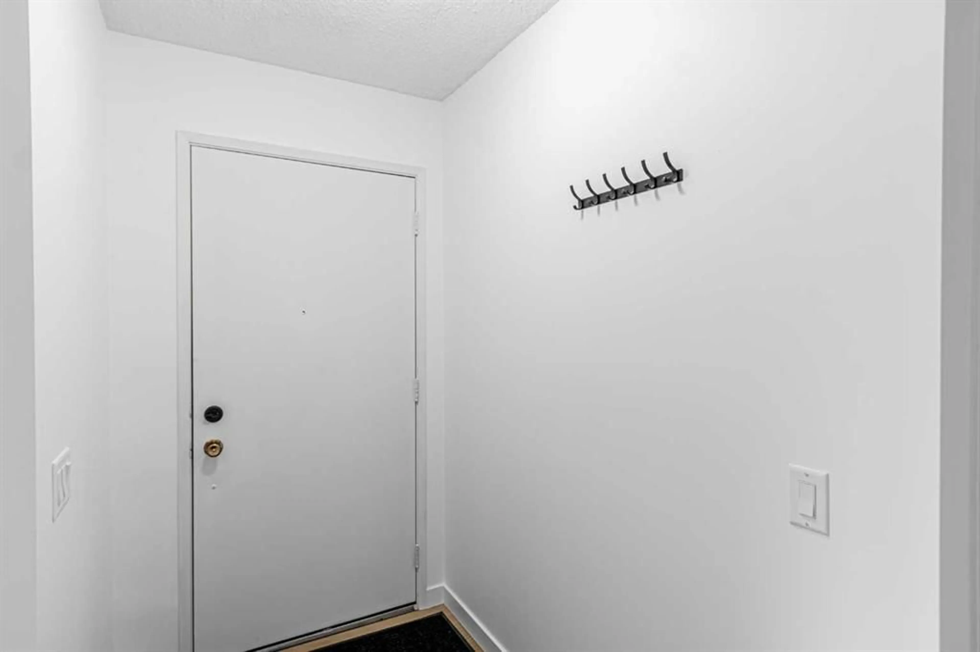 pillar/IMG-A2313143_4.jpg