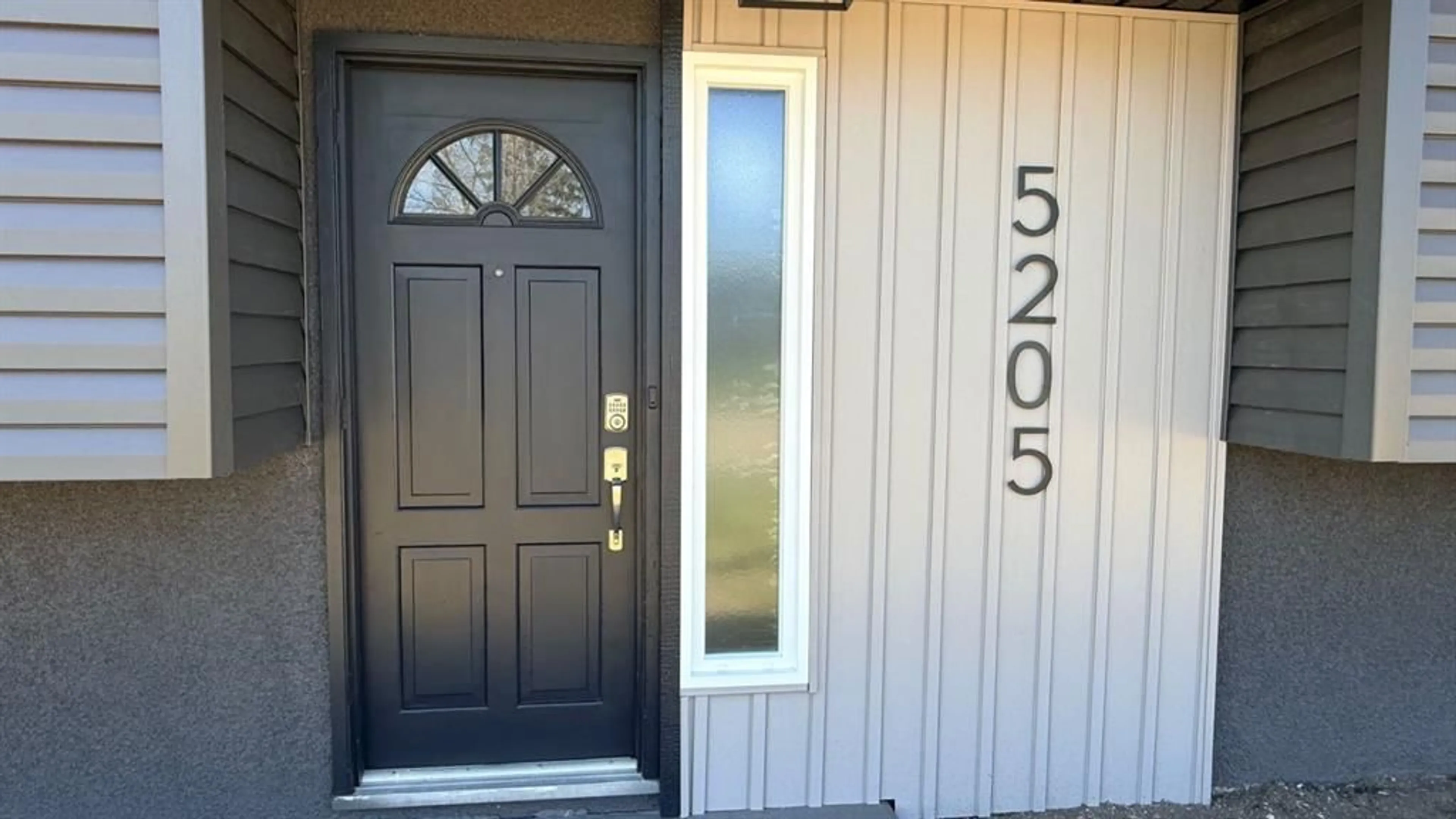 pillar/IMG-A2313391_3.jpg