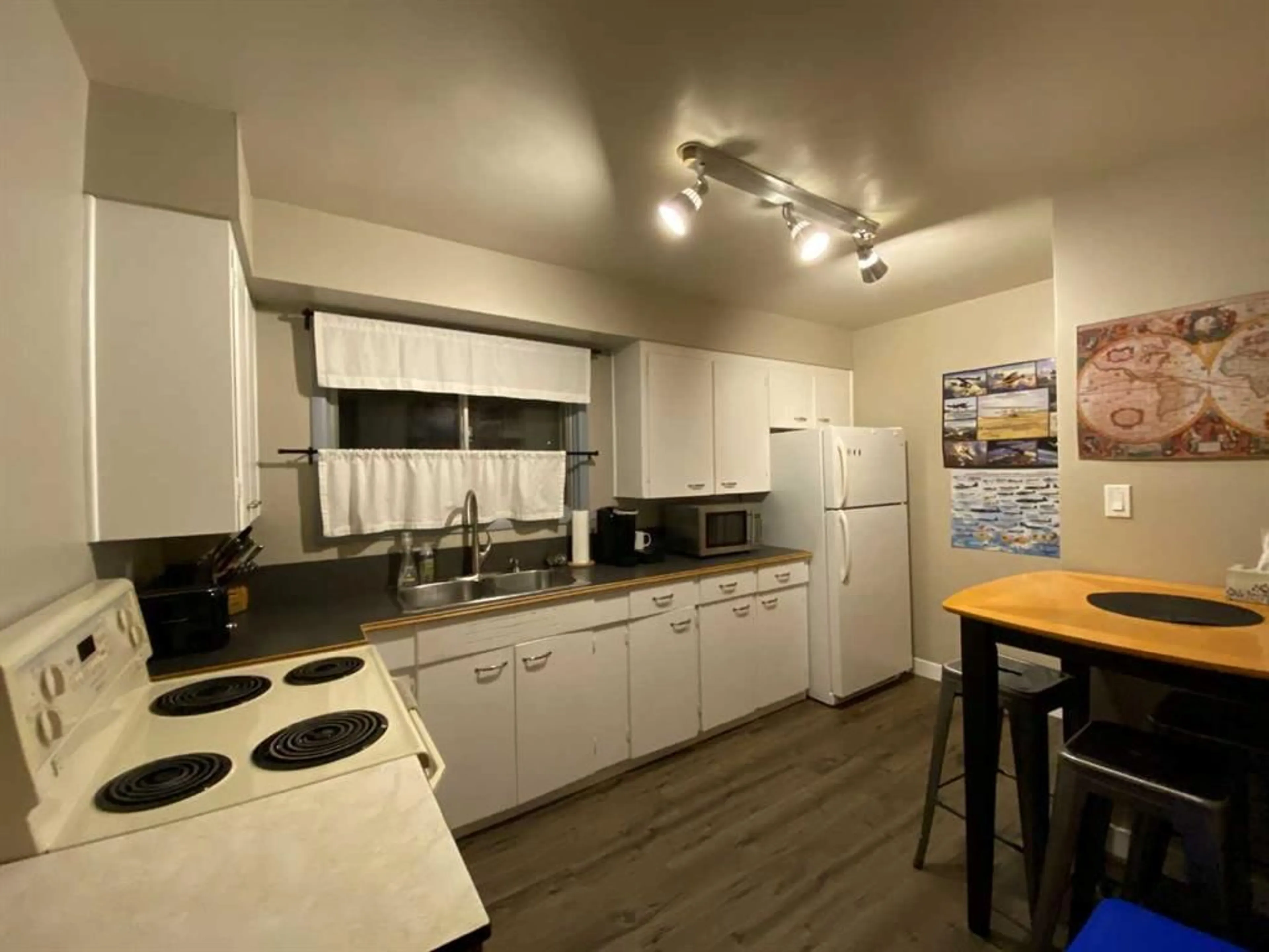 pillar/IMG-A2313447_4.jpg