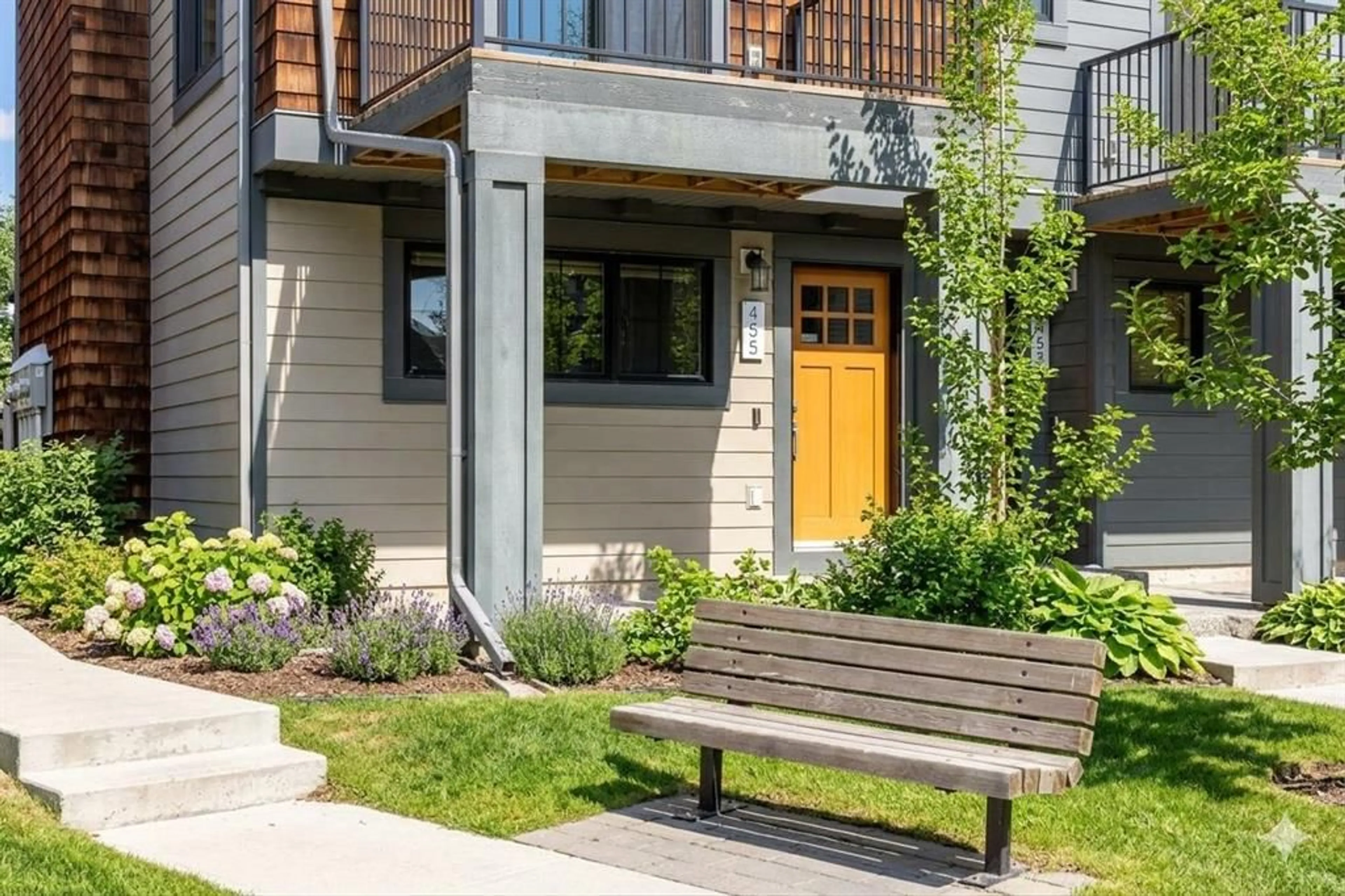 pillar/IMG-A2313577_3.jpg