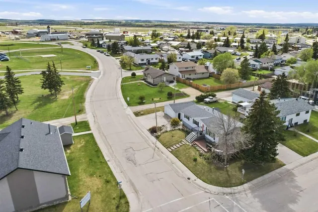 4508 45 St, Mayerthorpe 3