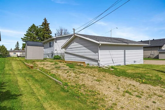 4508 45 St, Mayerthorpe 5