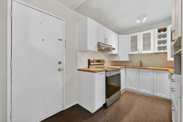 5601 Dalton Dr #202A, Calgary 5