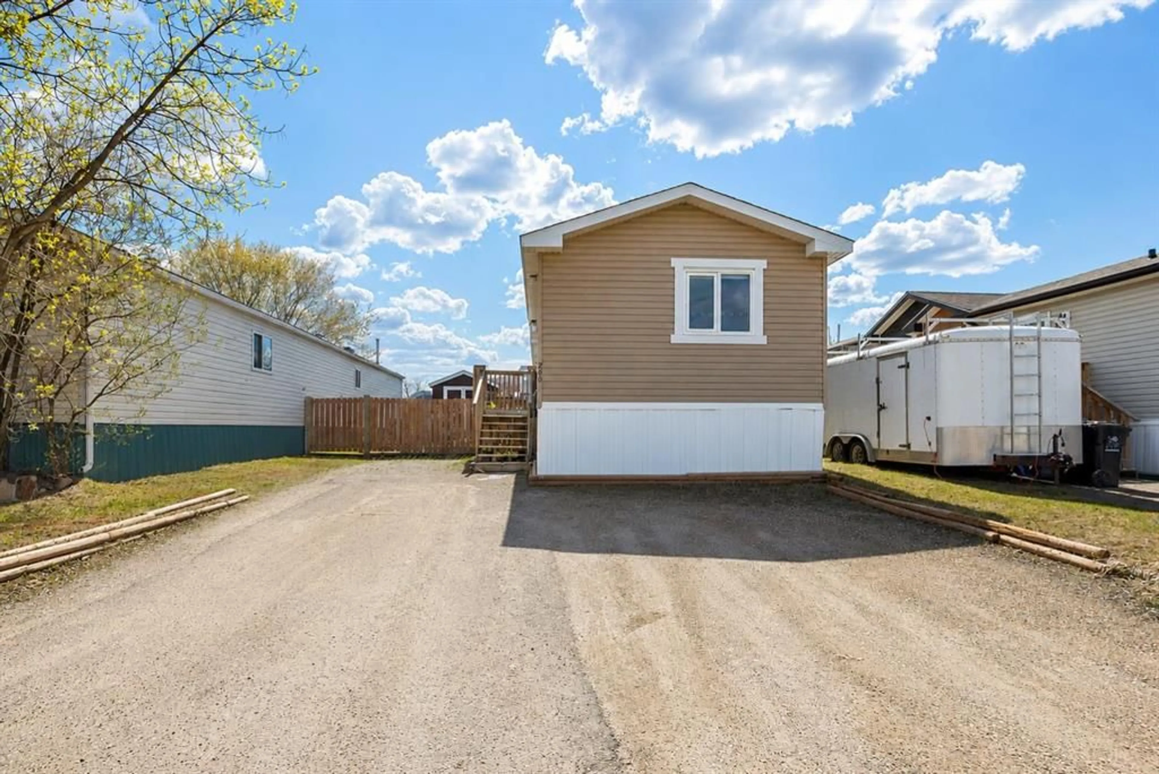 pillar/IMG-A2314598_2.jpg