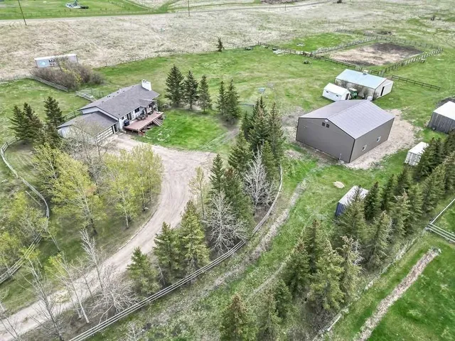 42239 Weedon Trail, Rural Rocky View County 3
