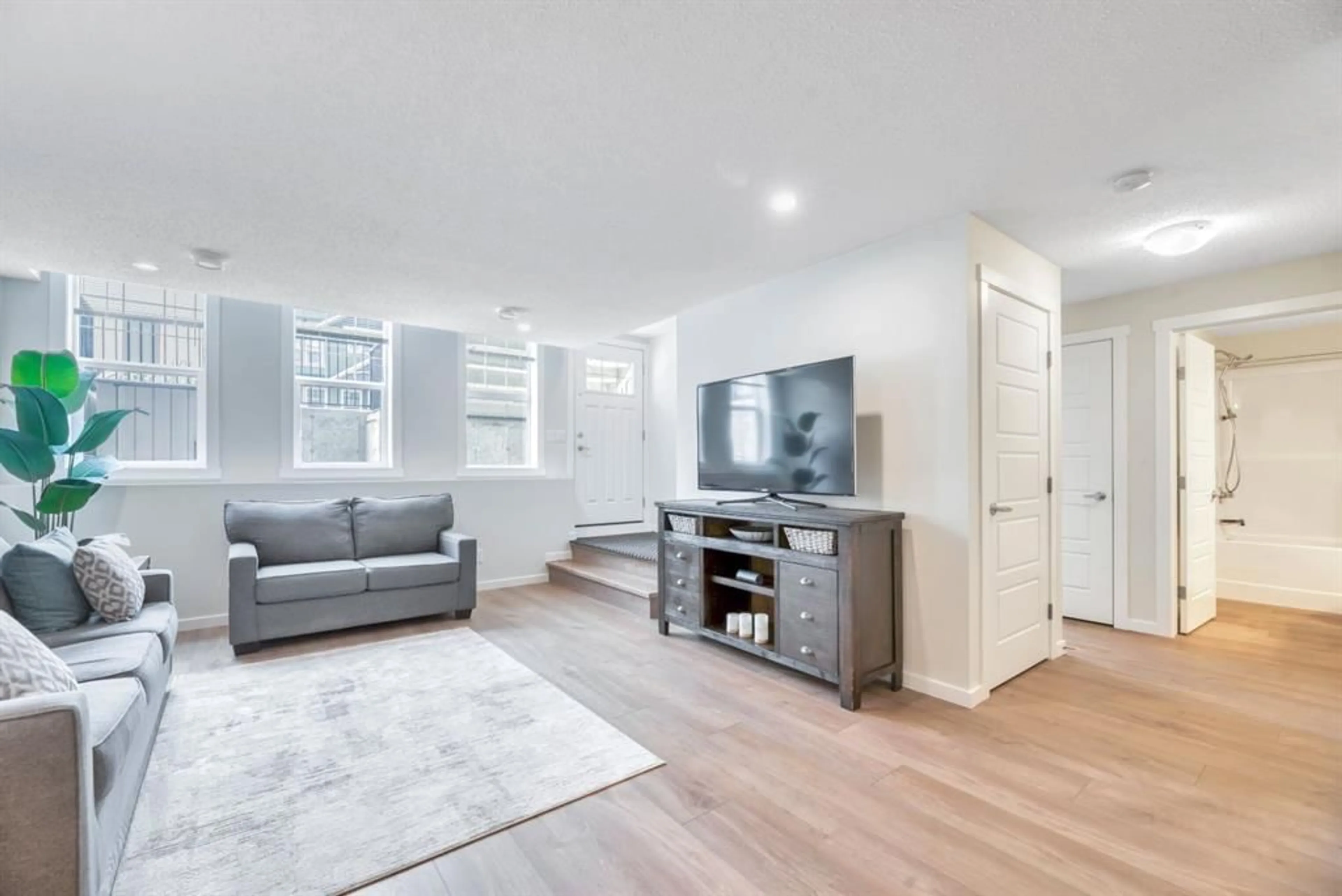pillar/IMG-A2314713_4.jpg