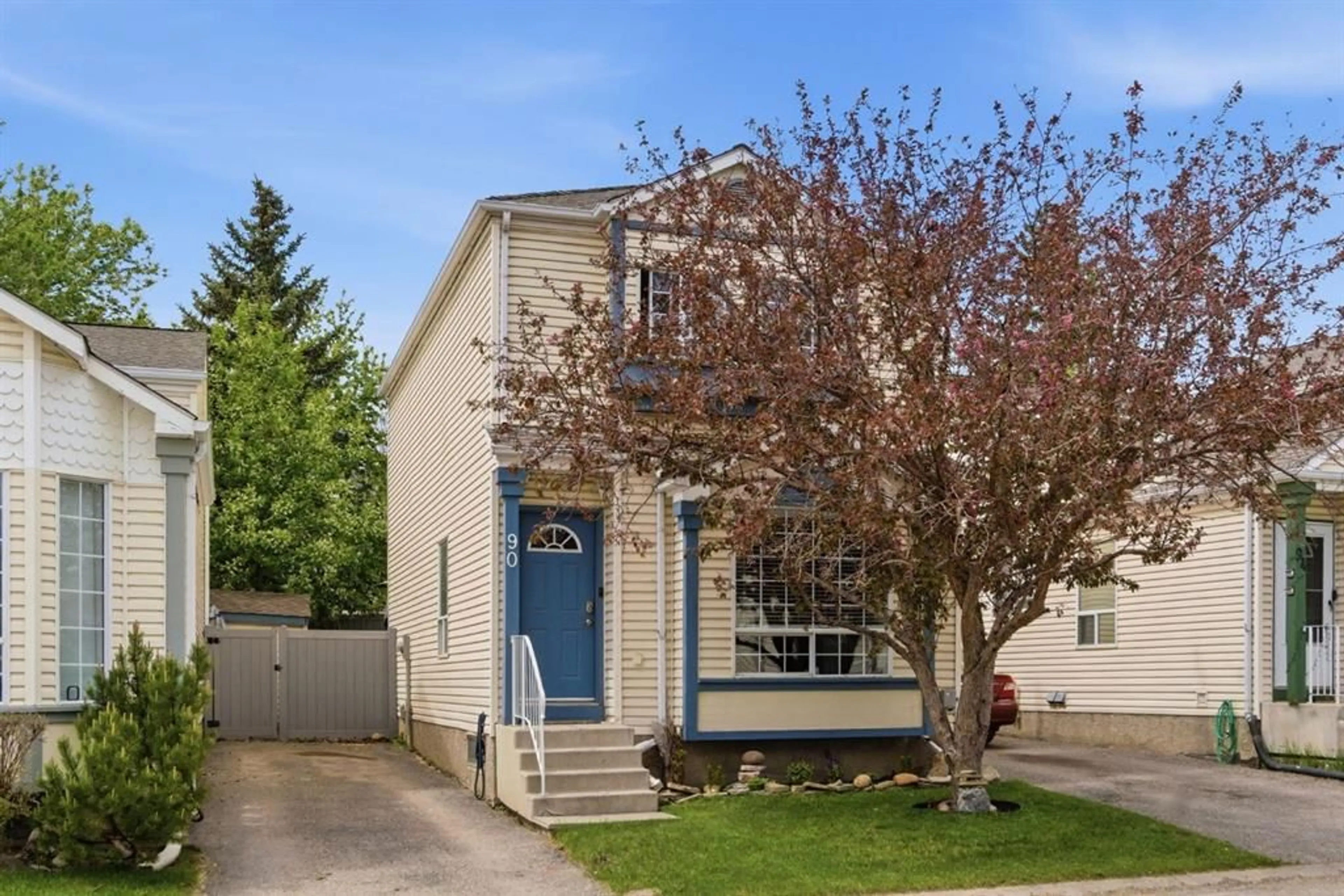 pillar/IMG-A2314767_1.jpg